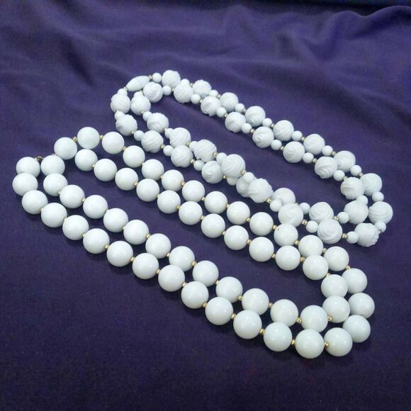 Two Long Vintage White and Gold Plastic Beaded Necklaces - Picture 2 of 7